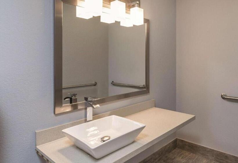 غرفة قياسية سرير كينج لذوى الإحتياجات الخاصة, La Quinta By Wyndham San Jose Airport