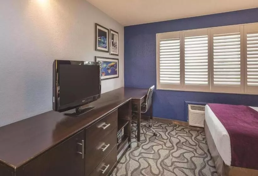 اتاق استاندارد, La Quinta By Wyndham San Jose Airport