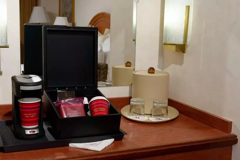 اتاق استاندارد با تخت بزرگ, Sacramento Marriott Rancho Cordova