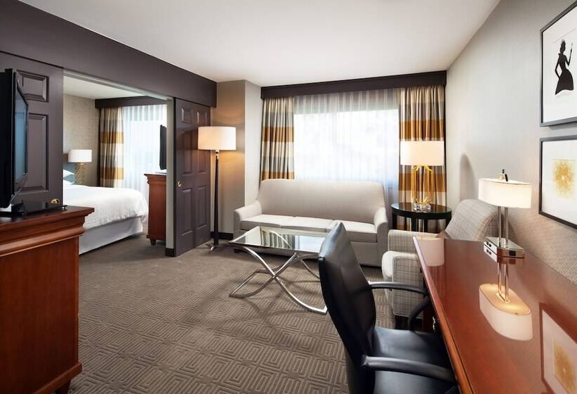 标准间, Sheraton Fairplex Suites & Conference Center