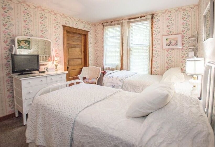 غرفة قياسية, Terrace Inn And 1911 Restaurant