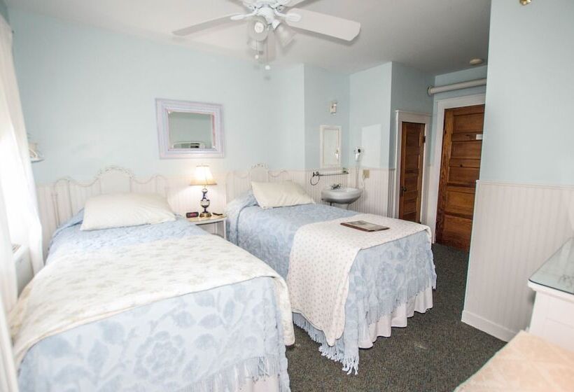 غرفة قياسية, Terrace Inn And 1911 Restaurant