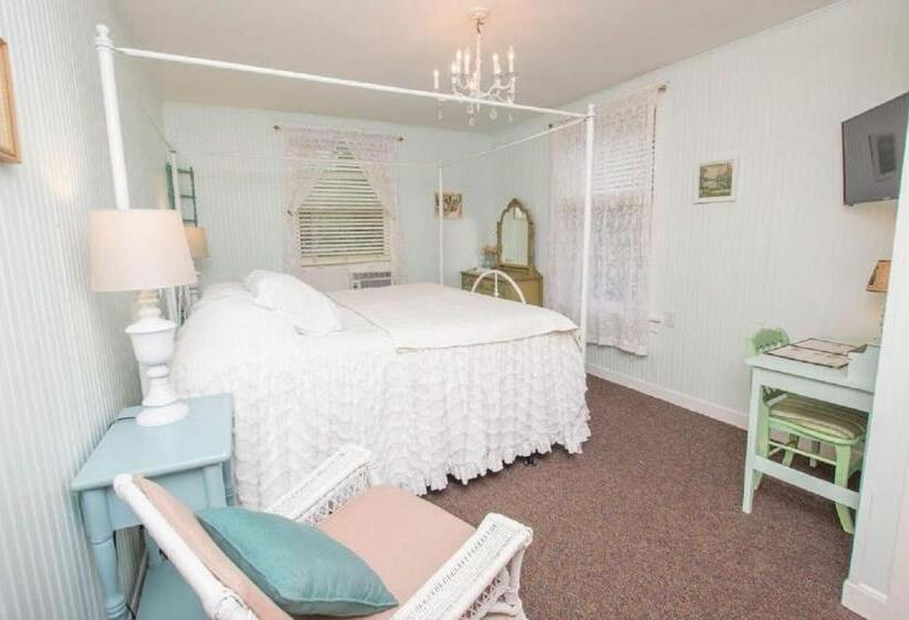 غرفة ديلوكس سرير كينج, Terrace Inn And 1911 Restaurant