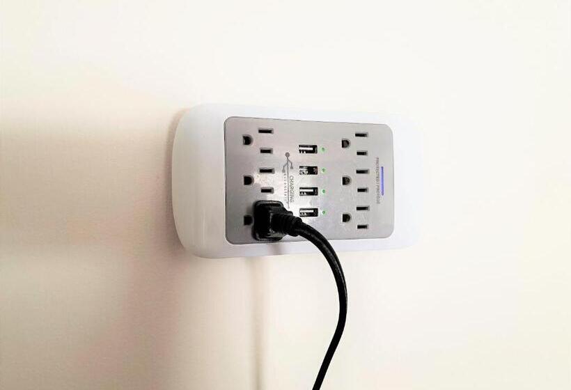 标准间, Motel Bonsoir