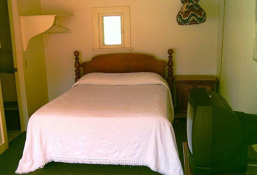 스탠다드 룸 더블 침대 2개, Picket Fence Motel