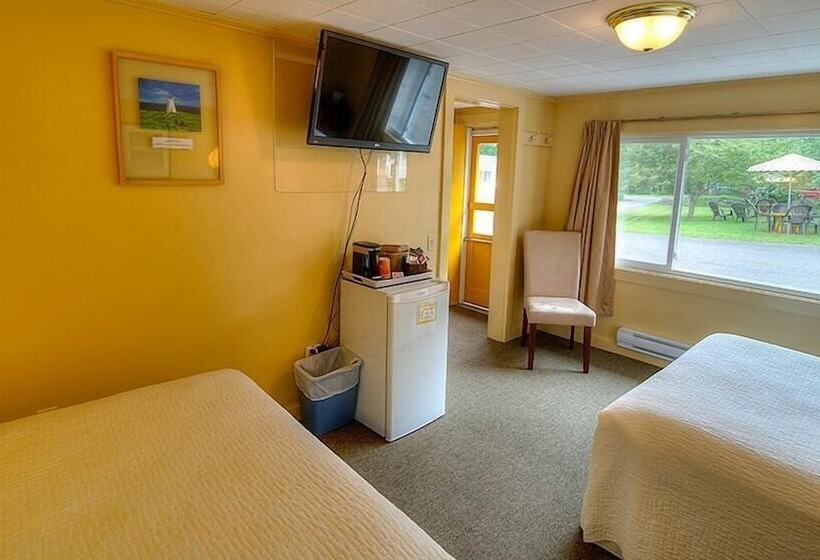 스탠다드 룸 더블 침대 2개, Picket Fence Motel