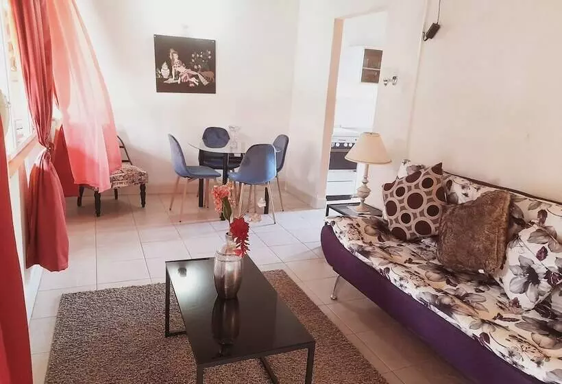 آپارتمان 1 خوابه, Angler Apartments