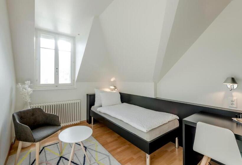 4인용 스탠다드 룸, Boutique Hotel Karl