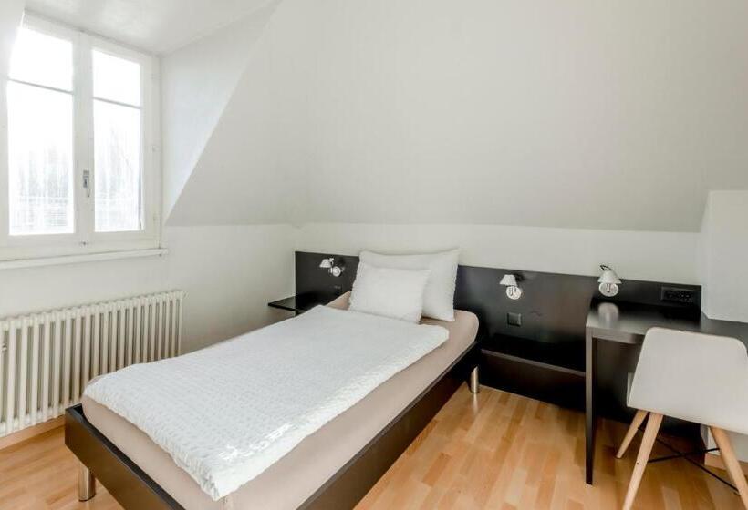 4인용 스탠다드 룸, Boutique Hotel Karl