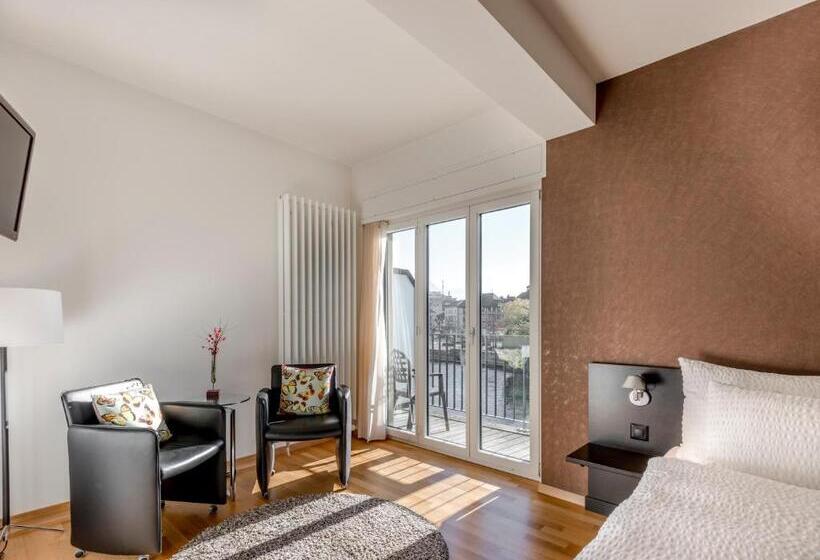 스탠다드 룸 강 전망, Boutique Hotel Karl