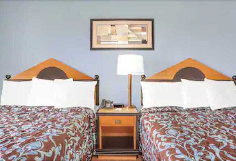 غرفه قياسيه سريرين مزدوجين, Belmont Inn