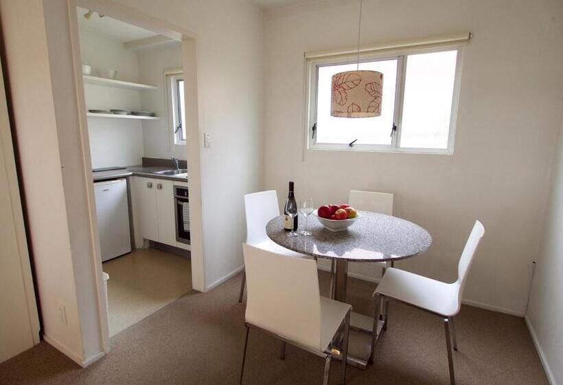 スイート, Mt Albert Motor Lodge