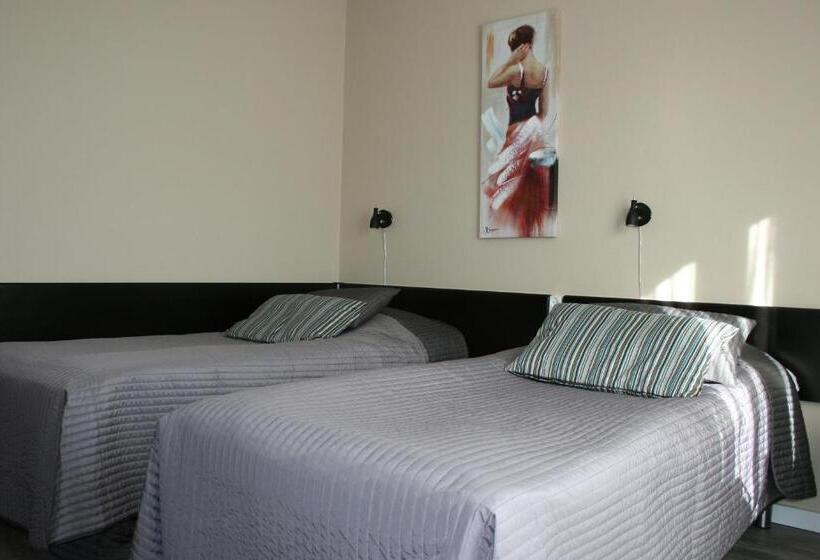 غرفة قياسية, Taastrup Park