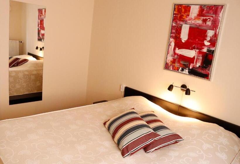 غرفة قياسية, Taastrup Park