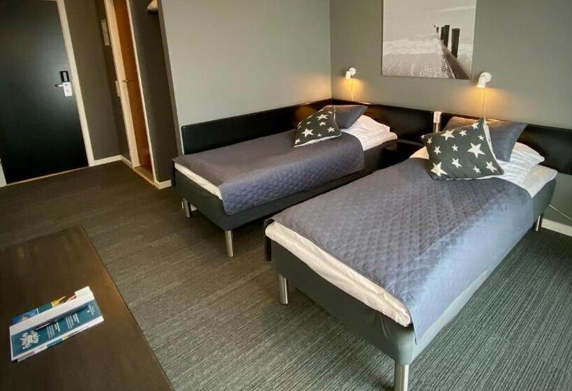 غرفة قياسية, Taastrup Park