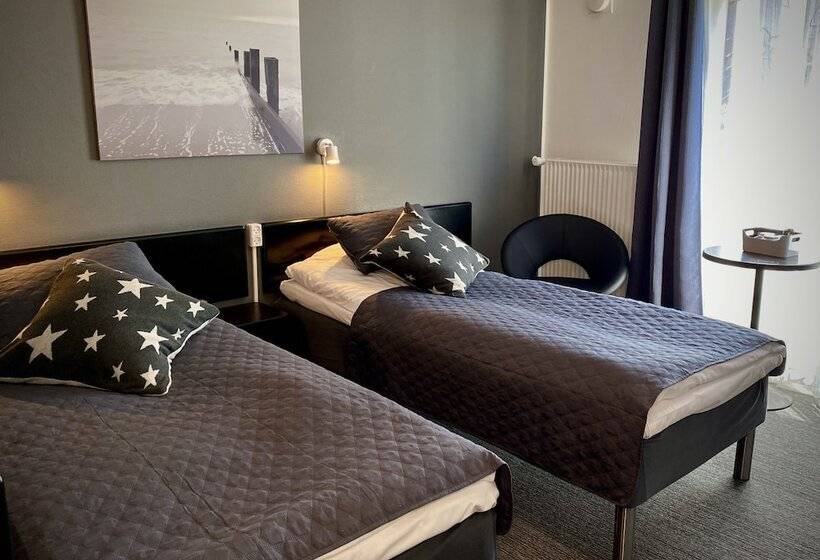 غرفة قياسية, Taastrup Park