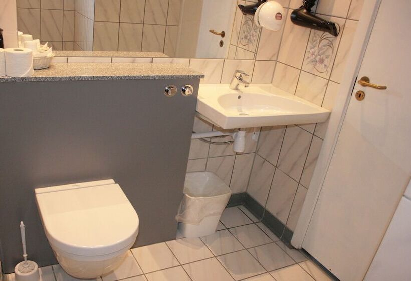 غرفة عائلية, Taastrup Park