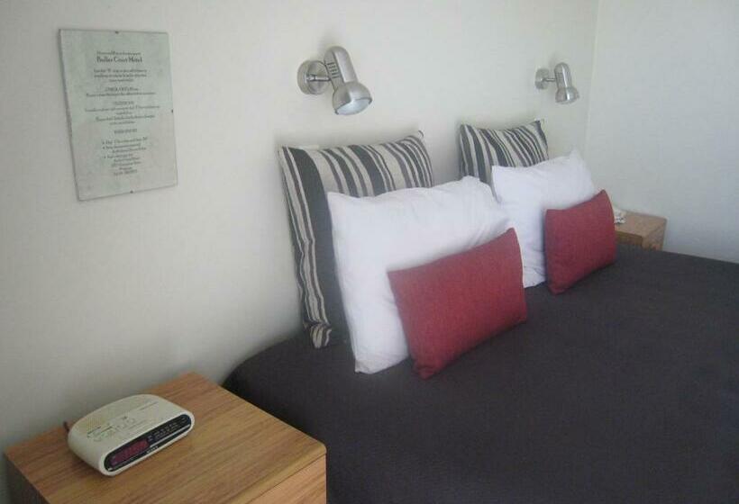 חדר דחוקס עם מיטת קינג, Buller Court On Palmerston