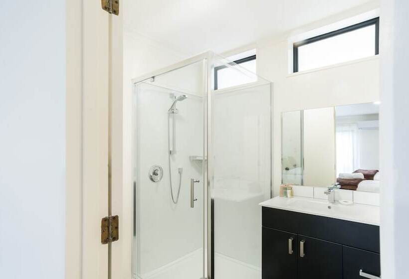 סטודיו דלוקס, Heritage Court Lodge Oamaru