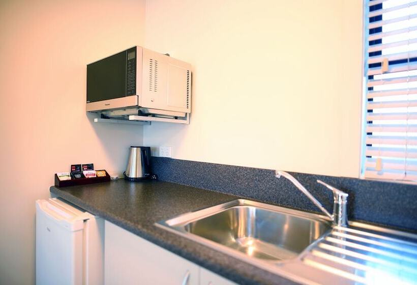 סטודיו פרמיום, Heritage Court Lodge Oamaru