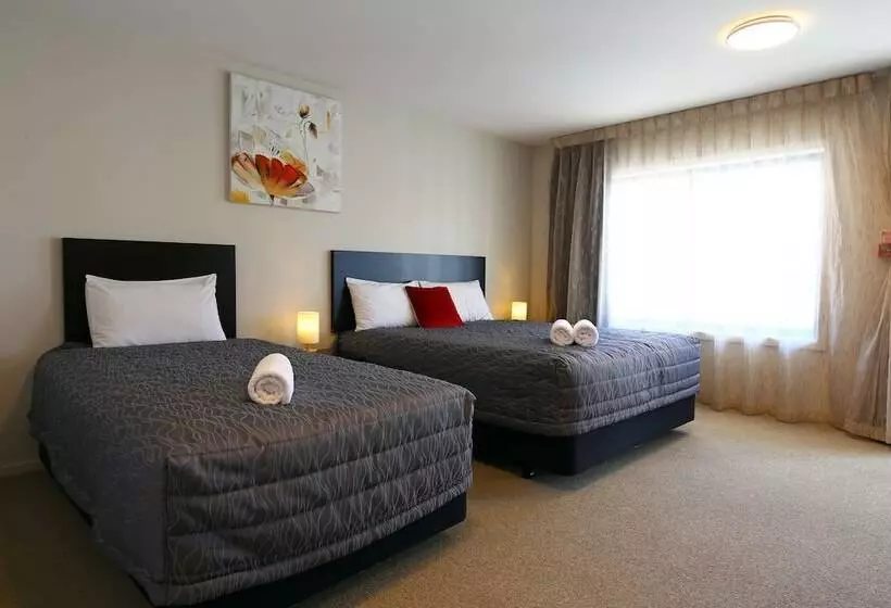 استودیوی پریمیوم, Heritage Court Lodge Oamaru