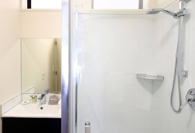 סטודיו דלוקס, Heritage Court Lodge Oamaru