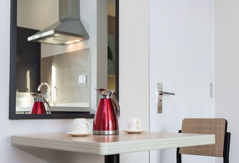 سوییت, Pereybere Hotel & Spa