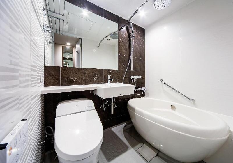 سوییت جونیور, Canella Beach