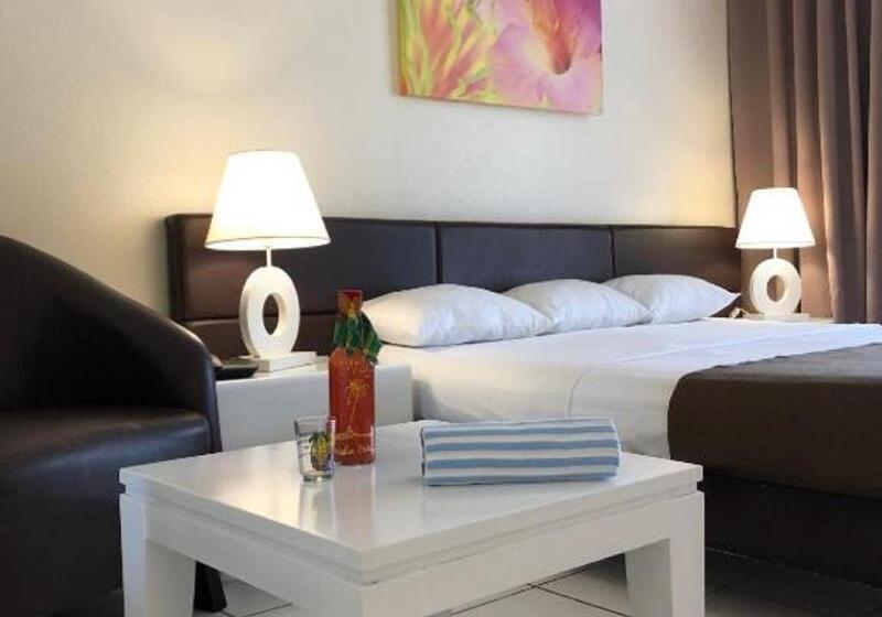 استودیوی سوپریور, Canella Beach