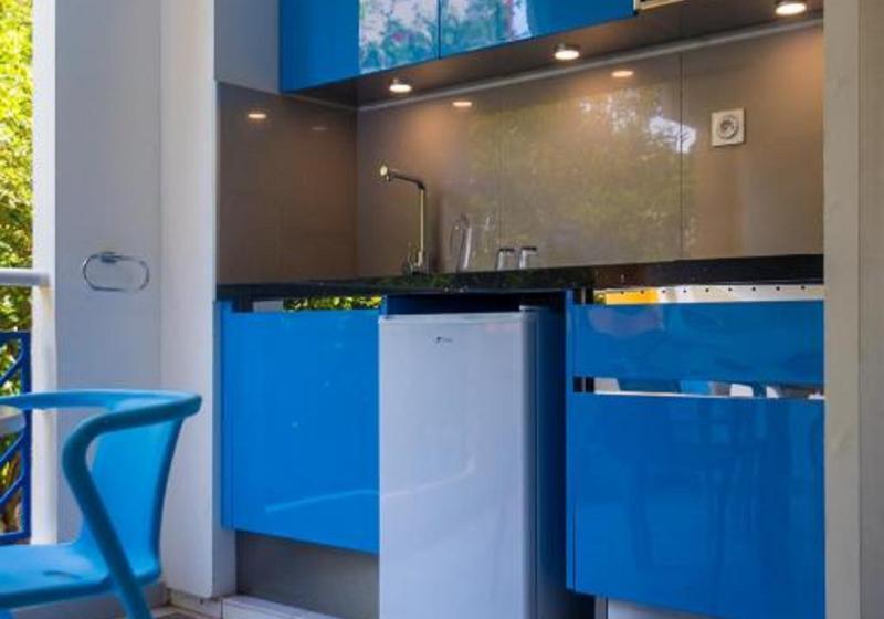 استودیوی استاندارد, Canella Beach