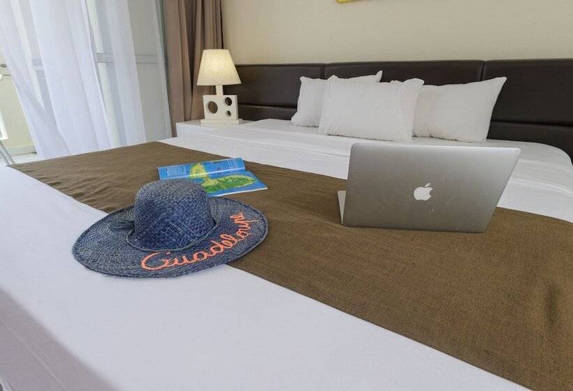 استودیوی استاندارد, Canella Beach