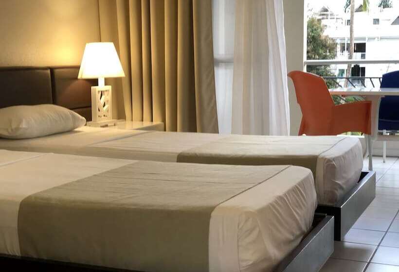 استودیوی استاندارد, Canella Beach