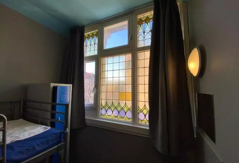 اتاق استاندارد با سرویس بهداشتی مشترک, Hostel Cosmos Amsterdam