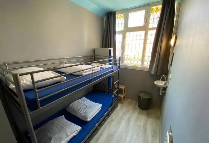 اتاق استاندارد با سرویس بهداشتی مشترک, Hostel Cosmos Amsterdam