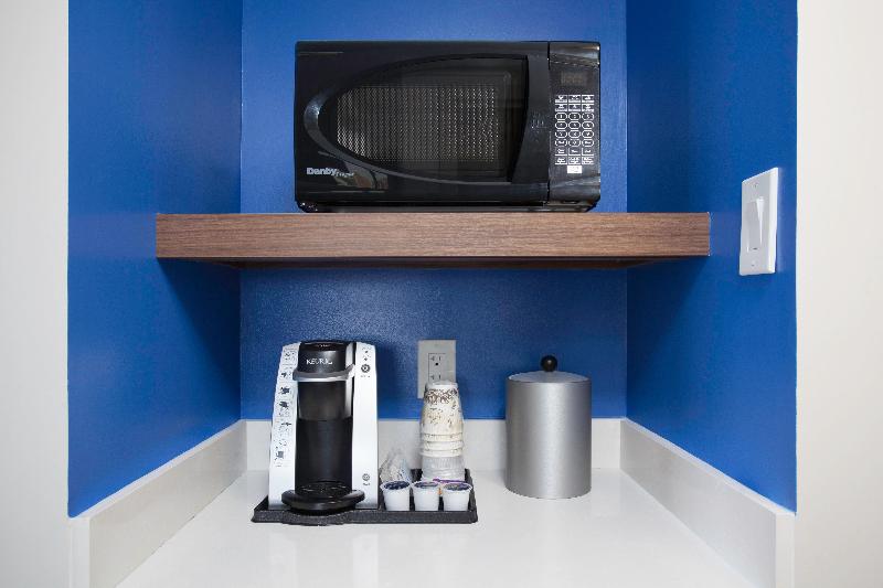 סוויטה, Castletroy Park