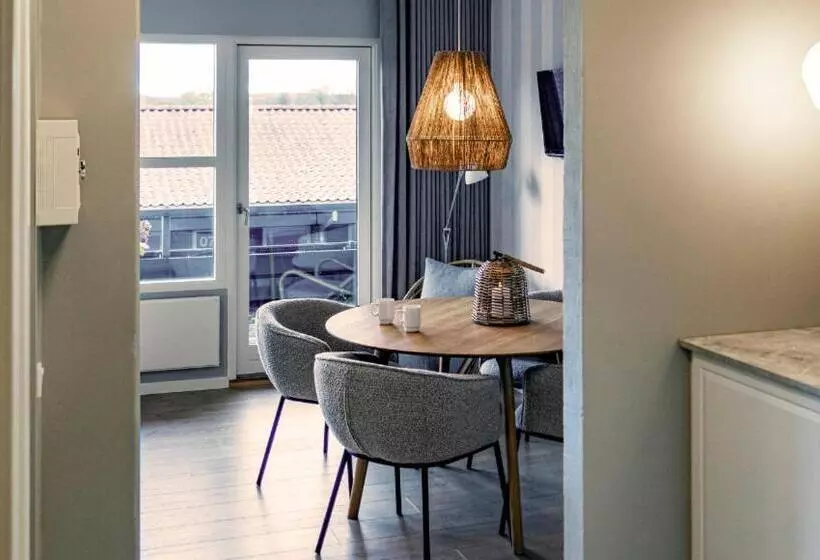 Quarto Familiar, Christiansminde