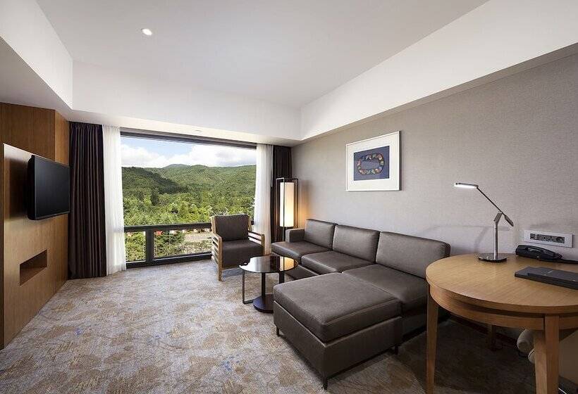 סוויטת ג'וניור, Hilton Gyeongju