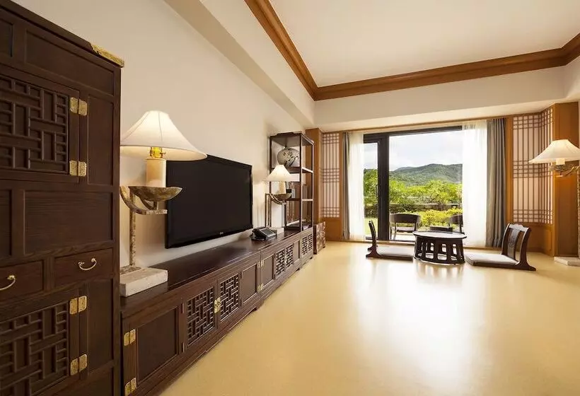 Deluxe-huone, Hilton Gyeongju