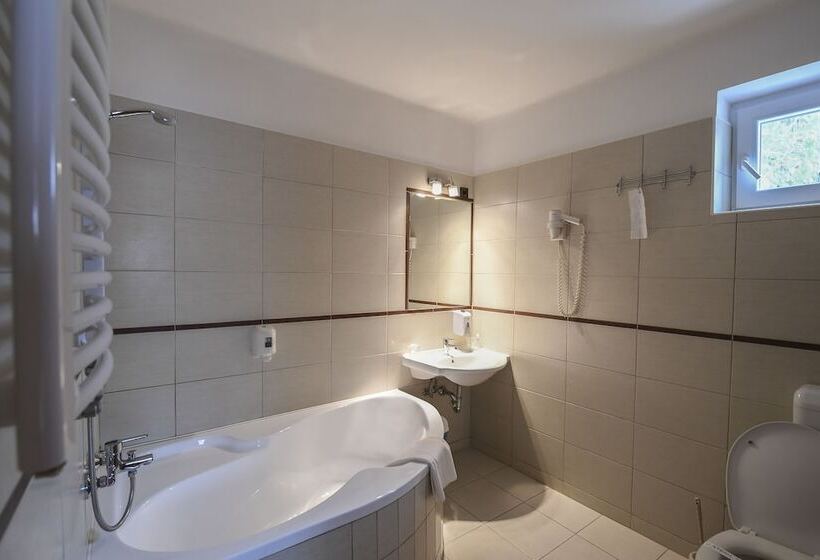 Номер Стандарт, Korona Wellness, Rendezvény és Borszálloda