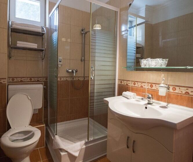 Классический Номер, Korona Wellness, Rendezvény és Borszálloda