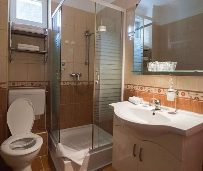 クラシックルーム, Korona Wellness, Rendezvény és Borszálloda