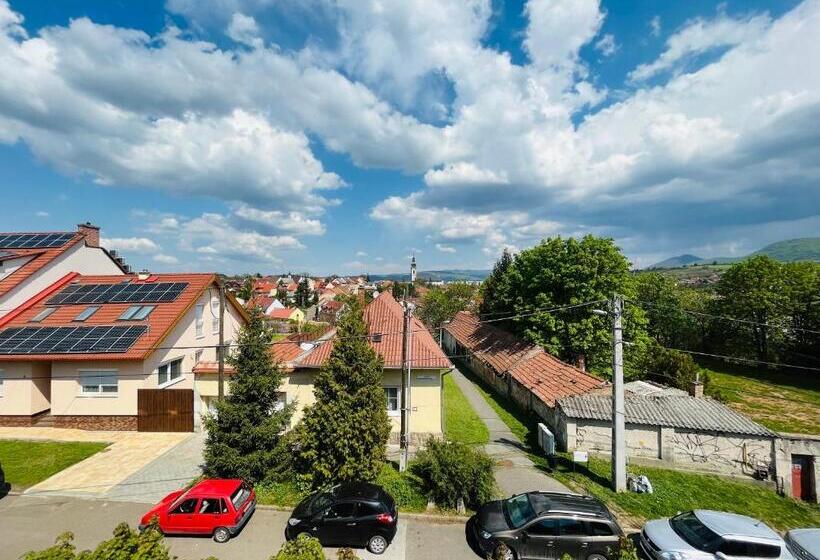 جناح, Korona Wellness, Rendezvény és Borszálloda