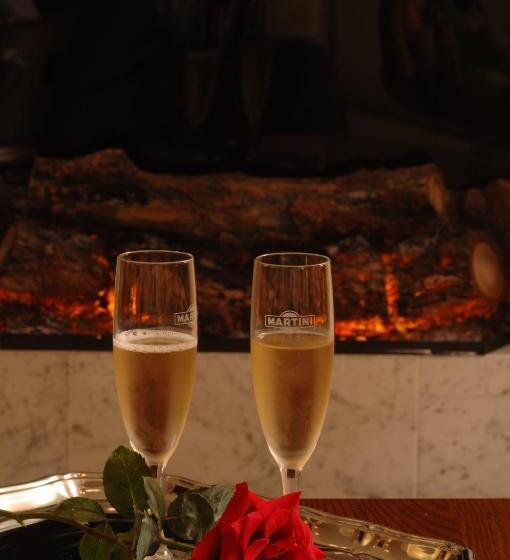 جناح, Korona Wellness, Rendezvény és Borszálloda