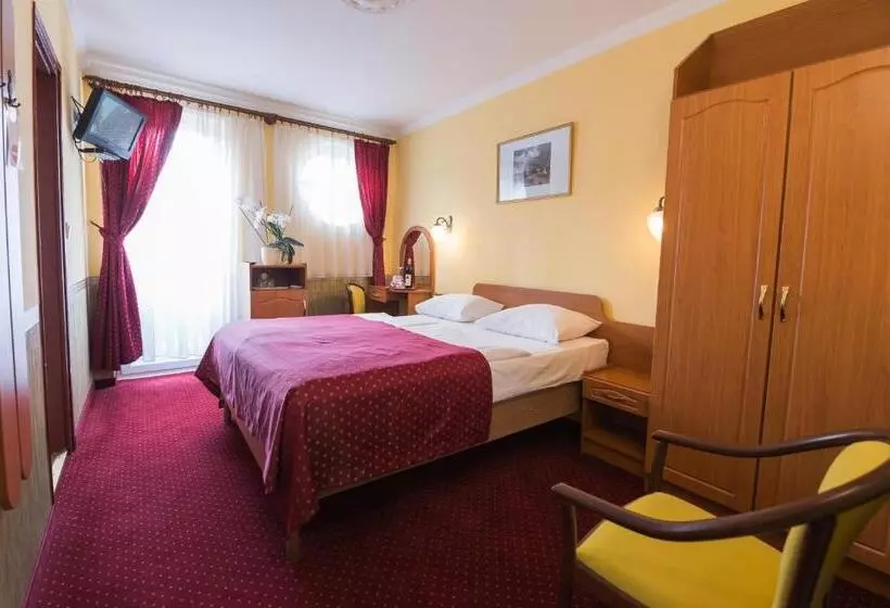 クラシックルーム, Korona Wellness, Rendezvény és Borszálloda