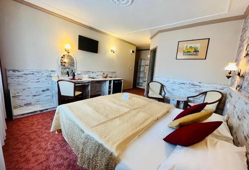 غرفة قياسية مطلّة علي الحديقة, Korona Wellness, Rendezvény és Borszálloda