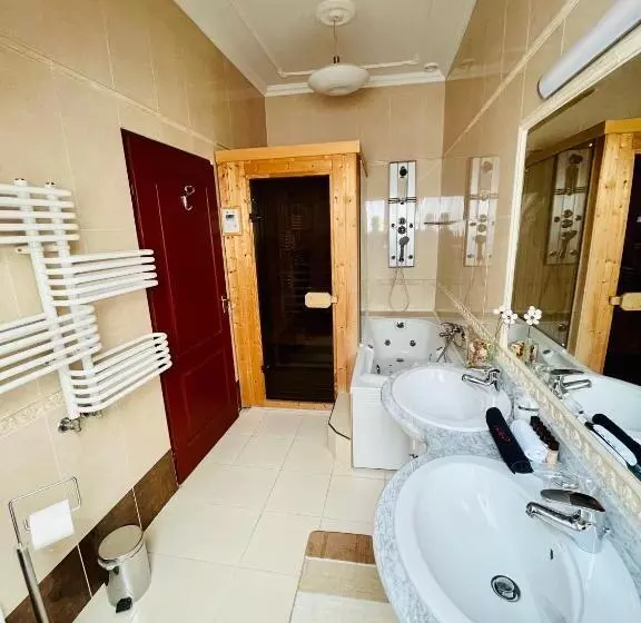 スイート, Korona Wellness, Rendezvény és Borszálloda