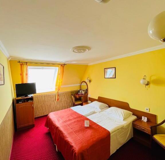 غرفة قياسية, Korona Wellness, Rendezvény és Borszálloda