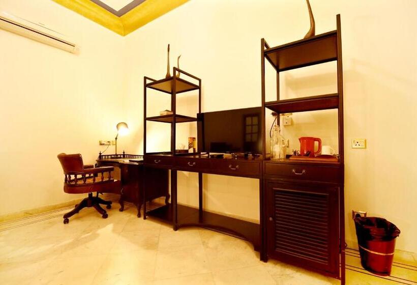 Номер Deluxe, Narain Niwas Palace