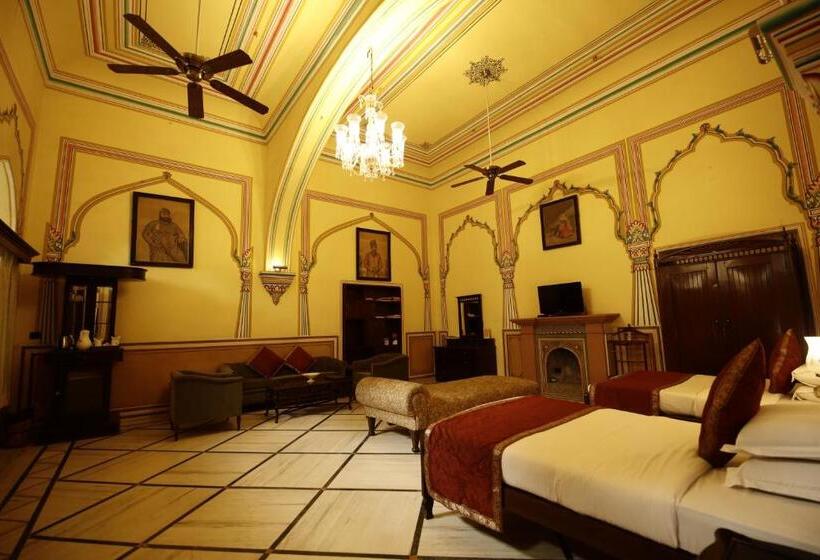 套房, Narain Niwas Palace