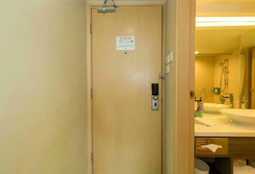 اتاق اجرایی, Panda